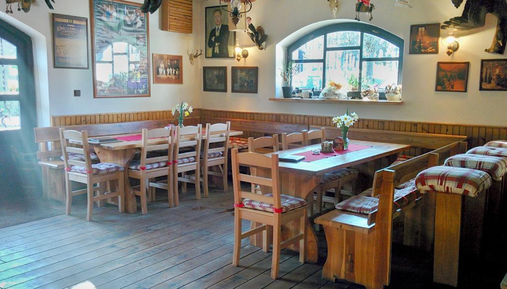 Hostinec U Pejska A Kocicky มาเรียอานซเกลาซนี ภายนอก รูปภาพ